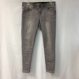 Democracy gray jeans size 6